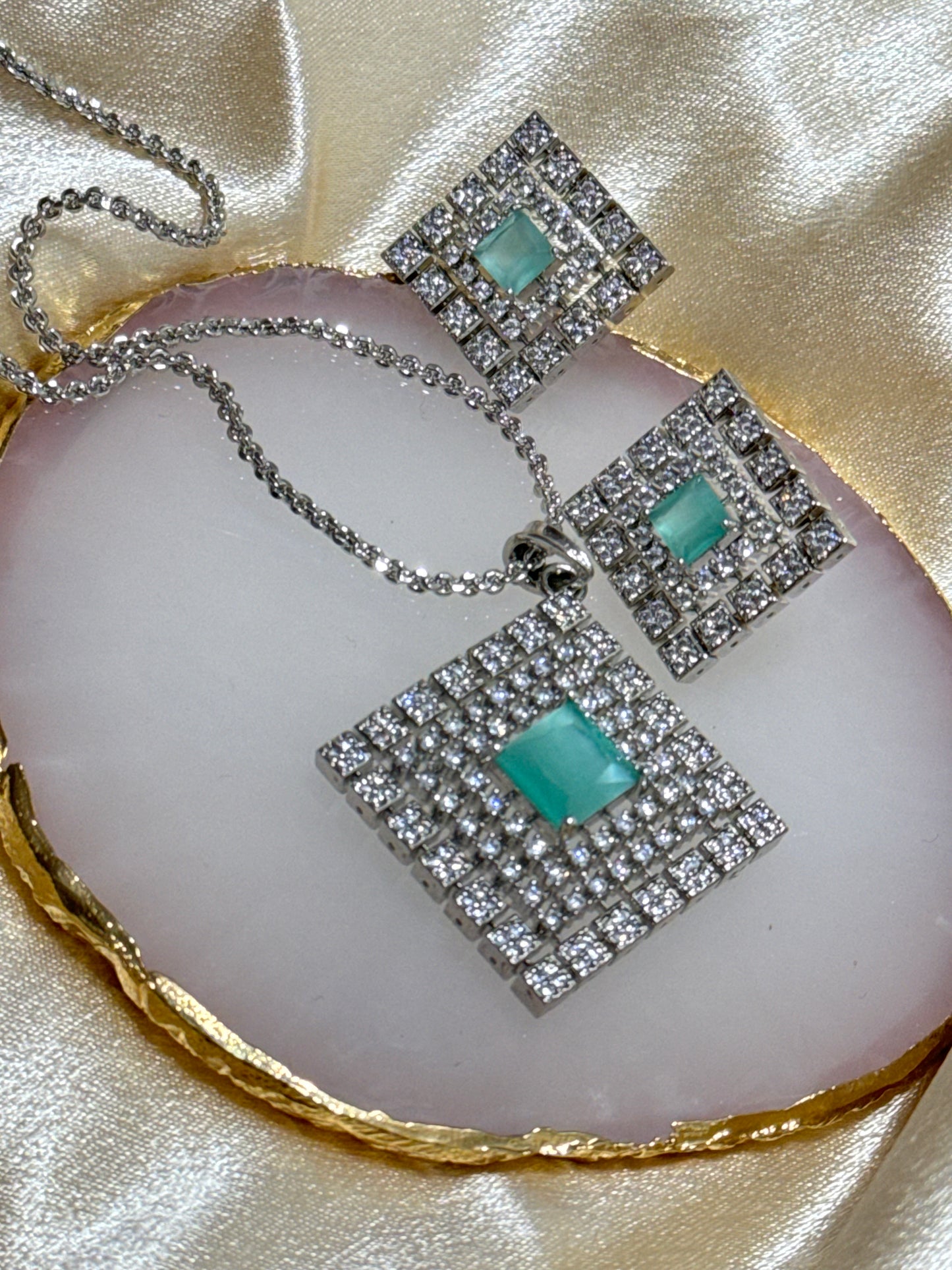 American Diamond Pendant set with mint stones and complimentary chain