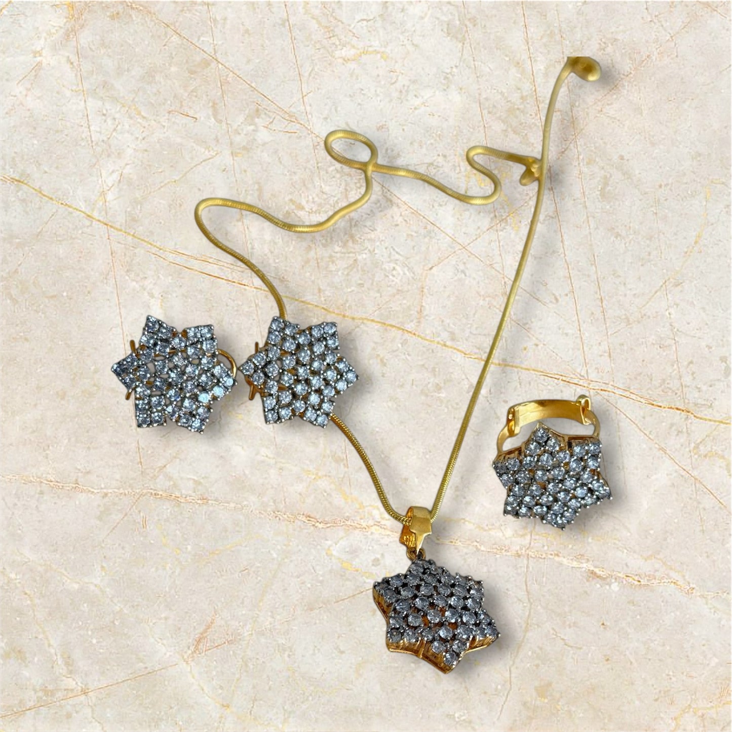 Elegant Star-Shaped 24K Gold Plated A+++ American Diamond Locket Set with Ring – Perfect Gift of Sparkling Luxury