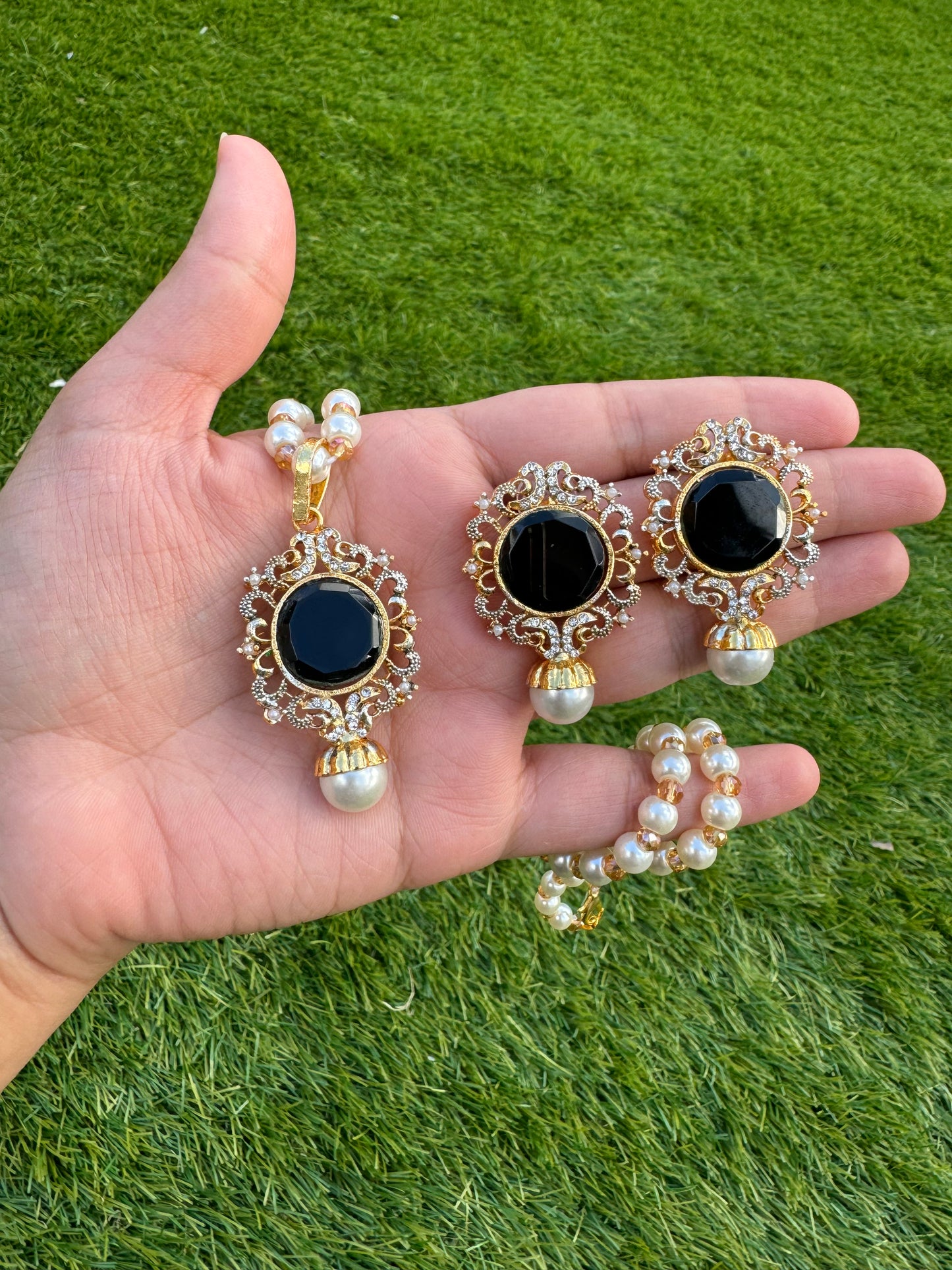 Turkish Maala with earrings, pink/green/black/beige