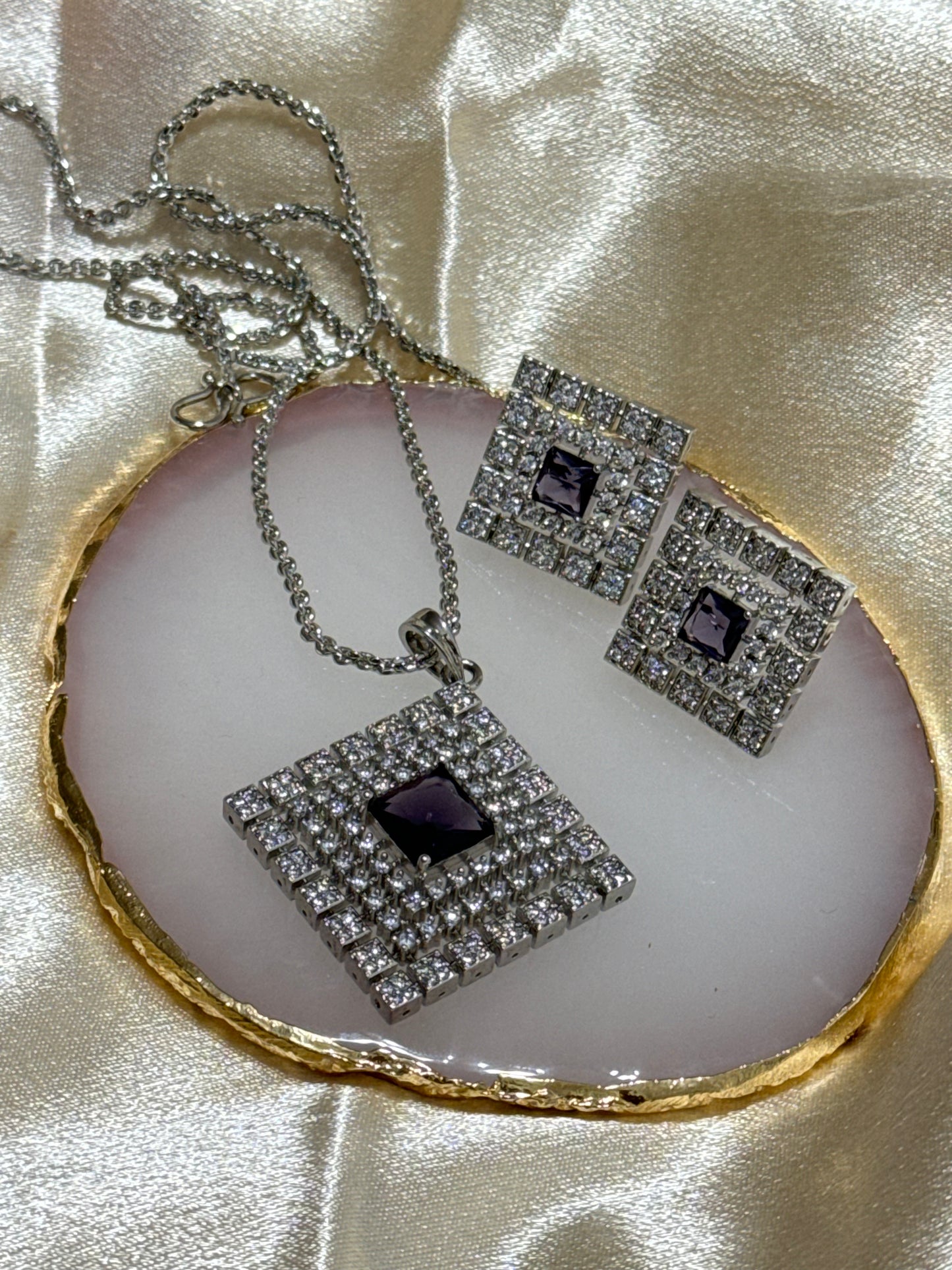 American Diamond Pendant Set with Purple Stones and complimentary chain