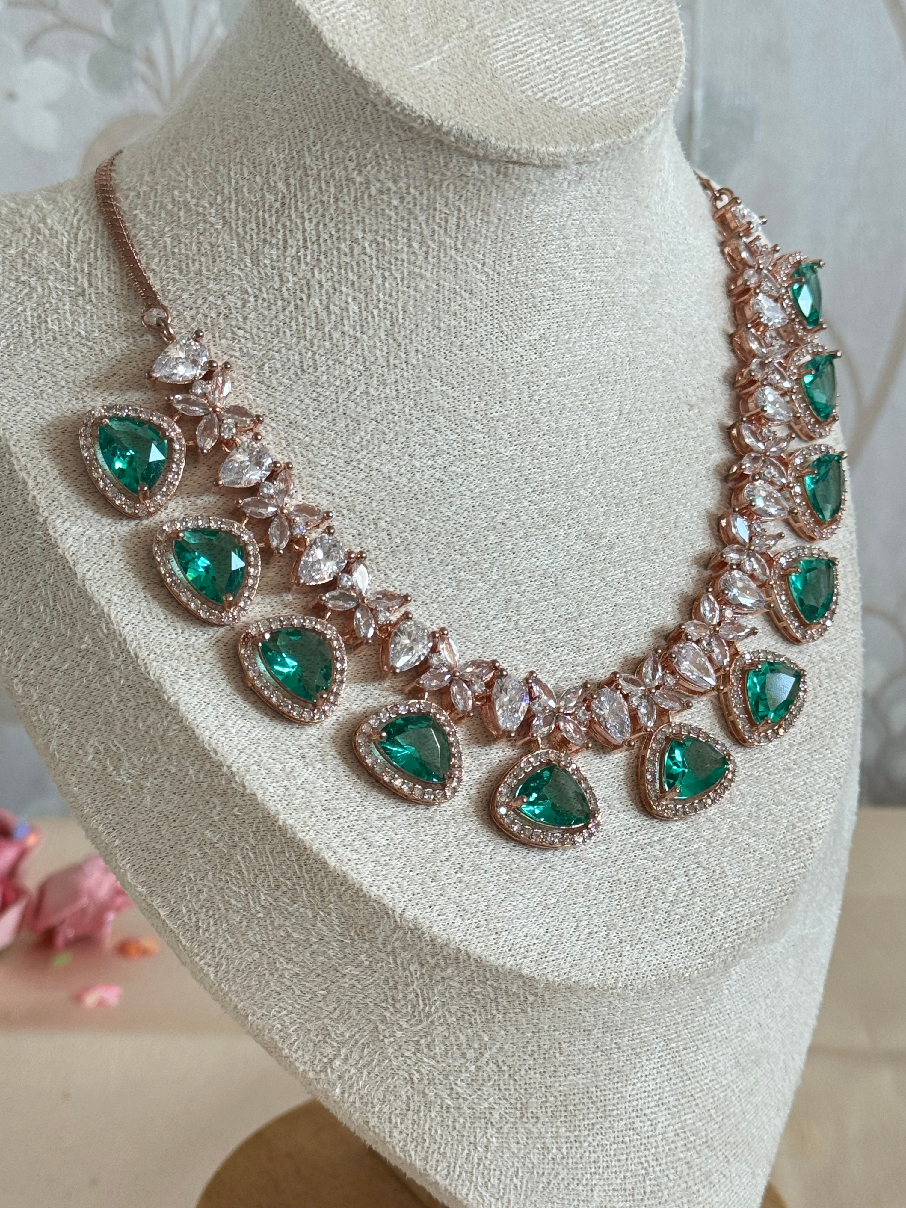 Cubic Zirconia Necklace set : Rose gold| ruby red, rama green, emerald green