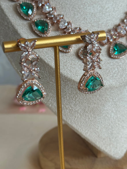 Cubic Zirconia Necklace set : Rose gold| ruby red, rama green, emerald green