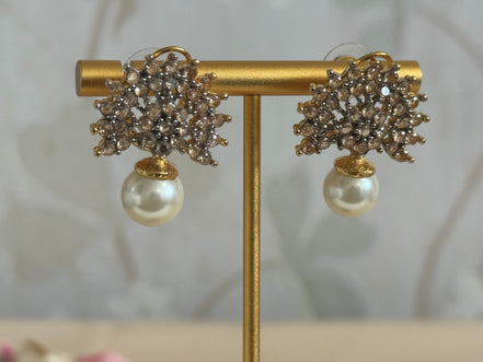 Cubic Zirconia Studs | Gold plated and pearl