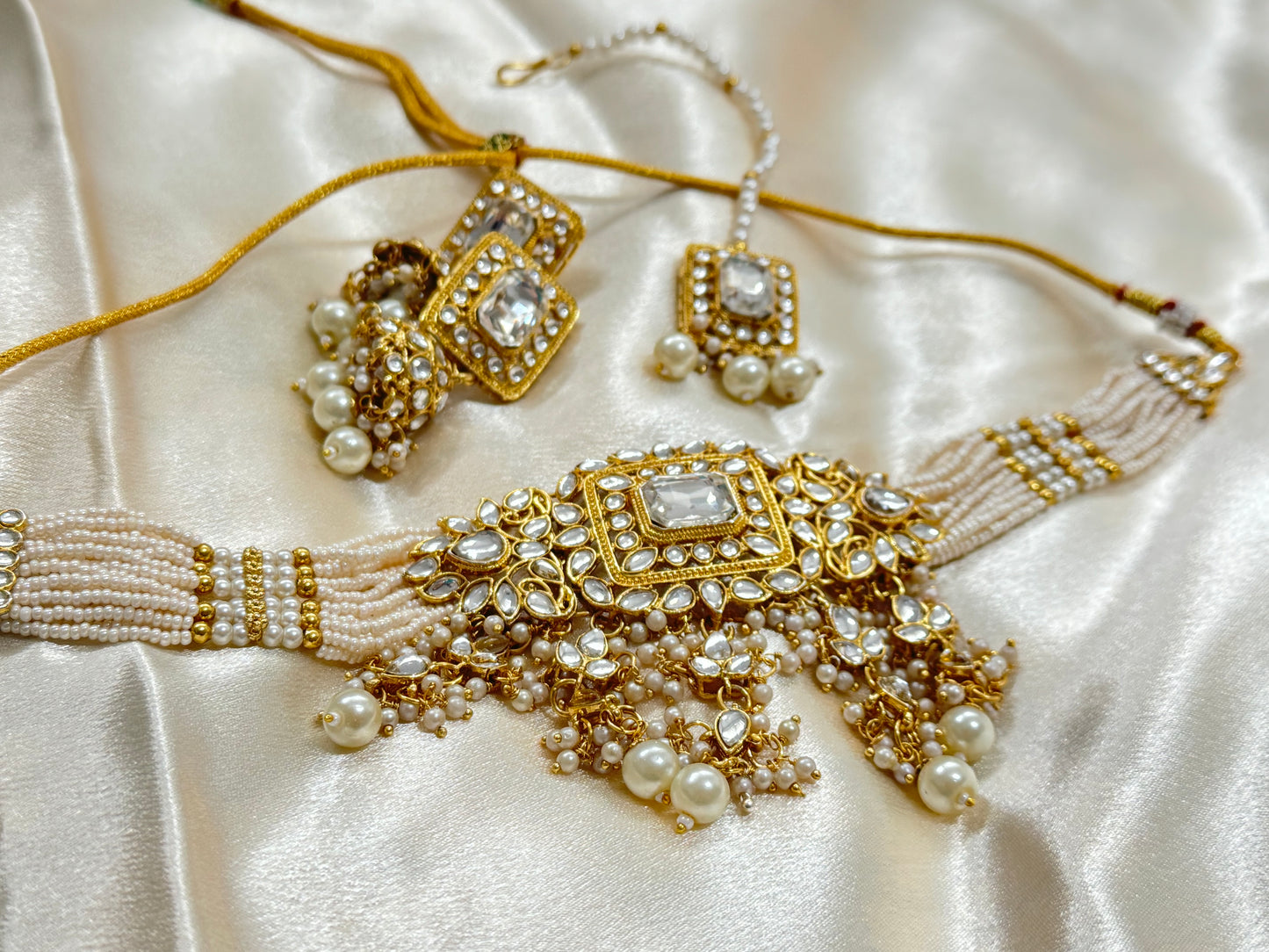 Kundan Choker set with matching timka